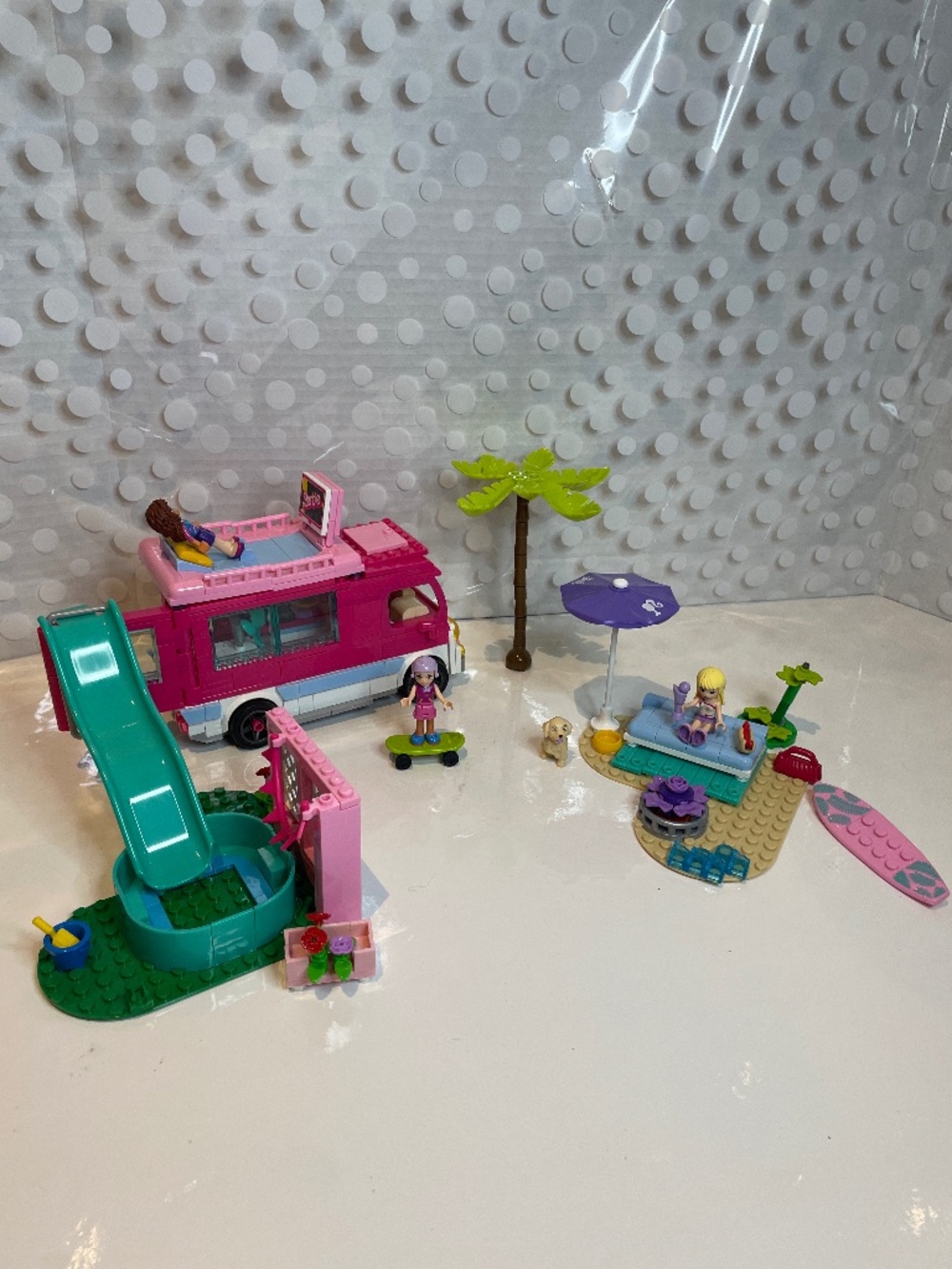MEGA Construx Barbie Dream Camper Adventure building set